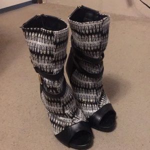 Athena White Fabric with Gold Weave Heels